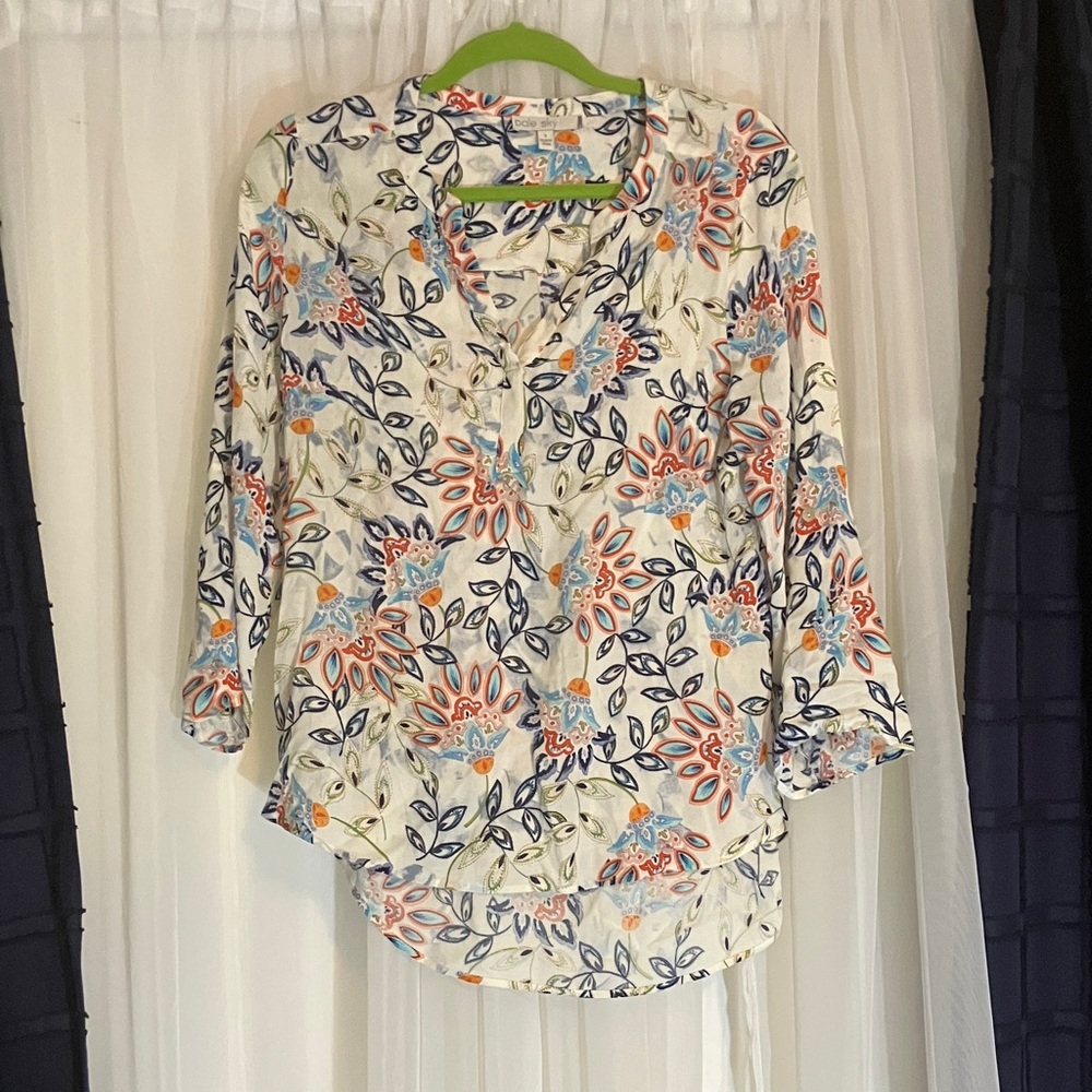 Elegant Floral Women's V Neck Blouse 3/4 Sleeves